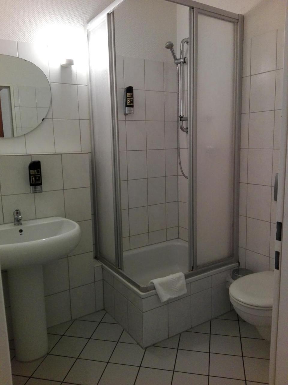 Hotel Restaurant 1000 Köln Eksteriør billede